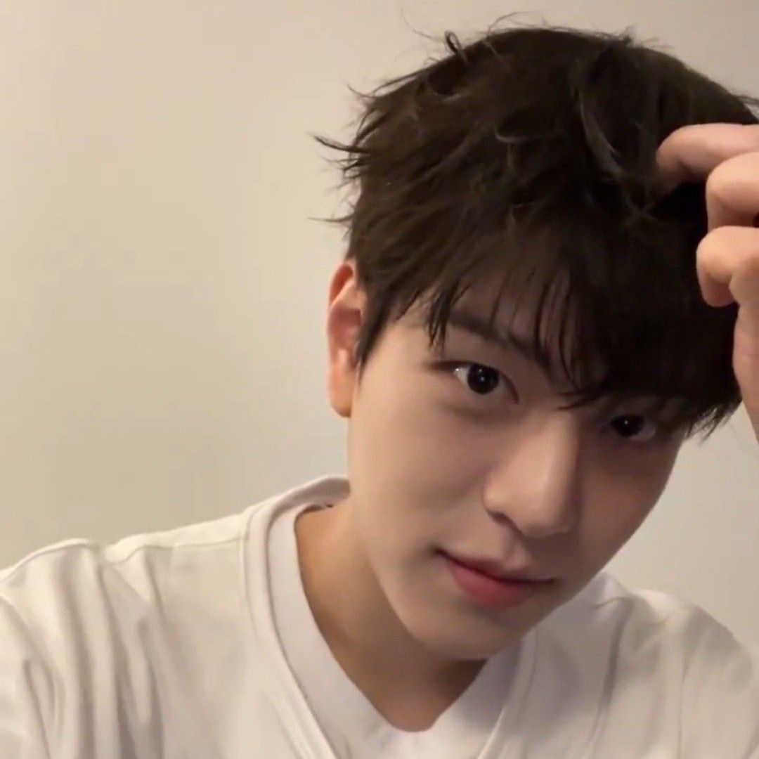 Recent activity shot of Seungmin (Stray Kids)