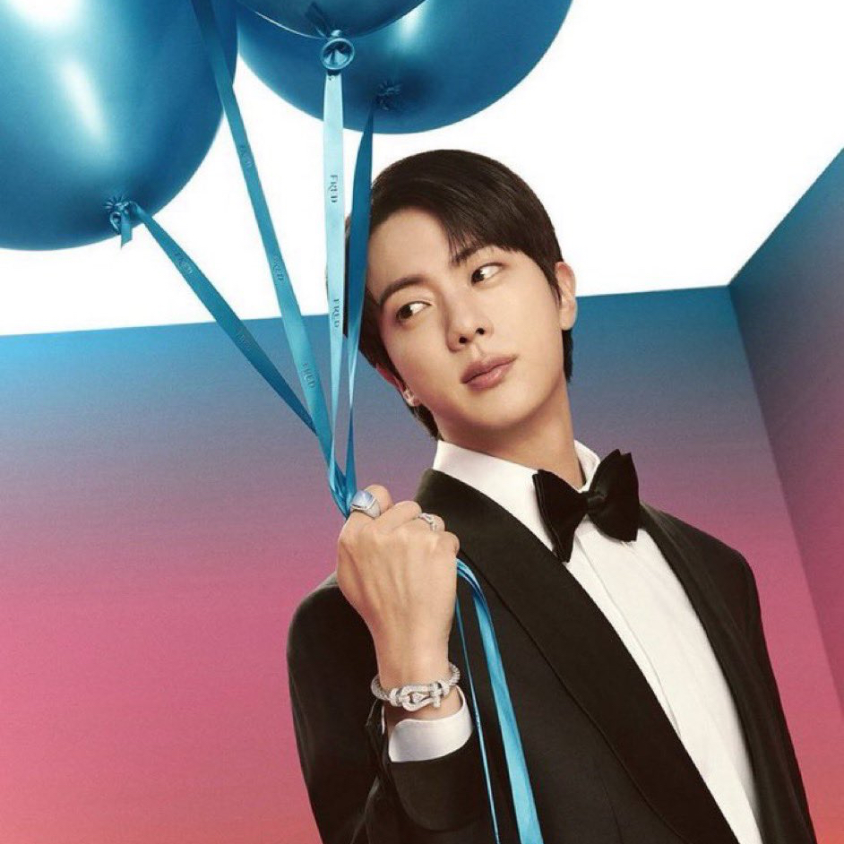 진 (방탄소년단)의 비하인드 컷