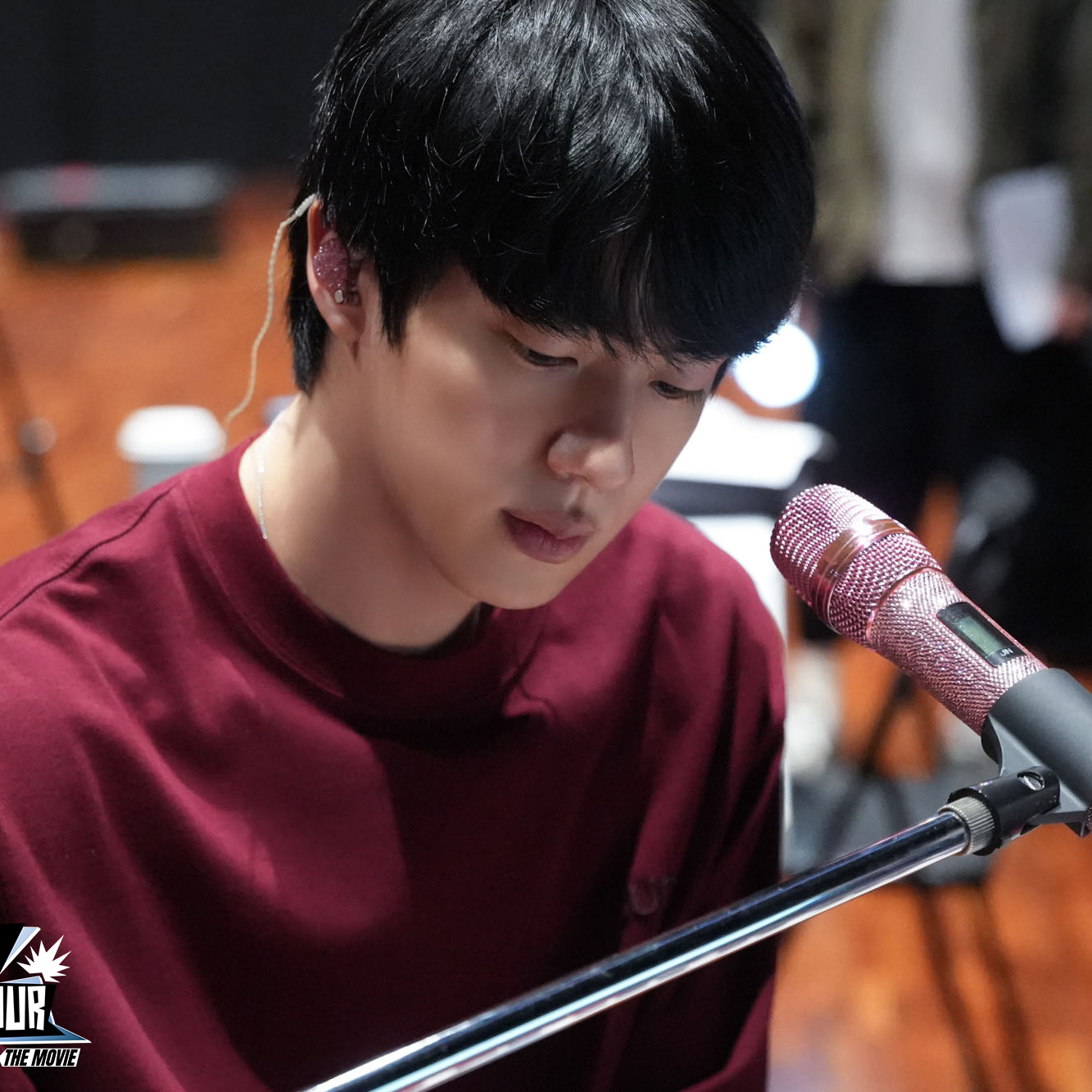 Momen yang diabadikan oleh penggemar Jin (BTS)