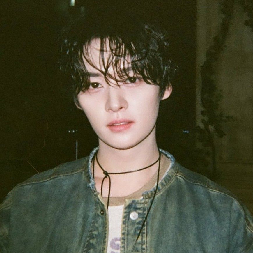 Recent activity shot of Lee Know (Stray Kids)