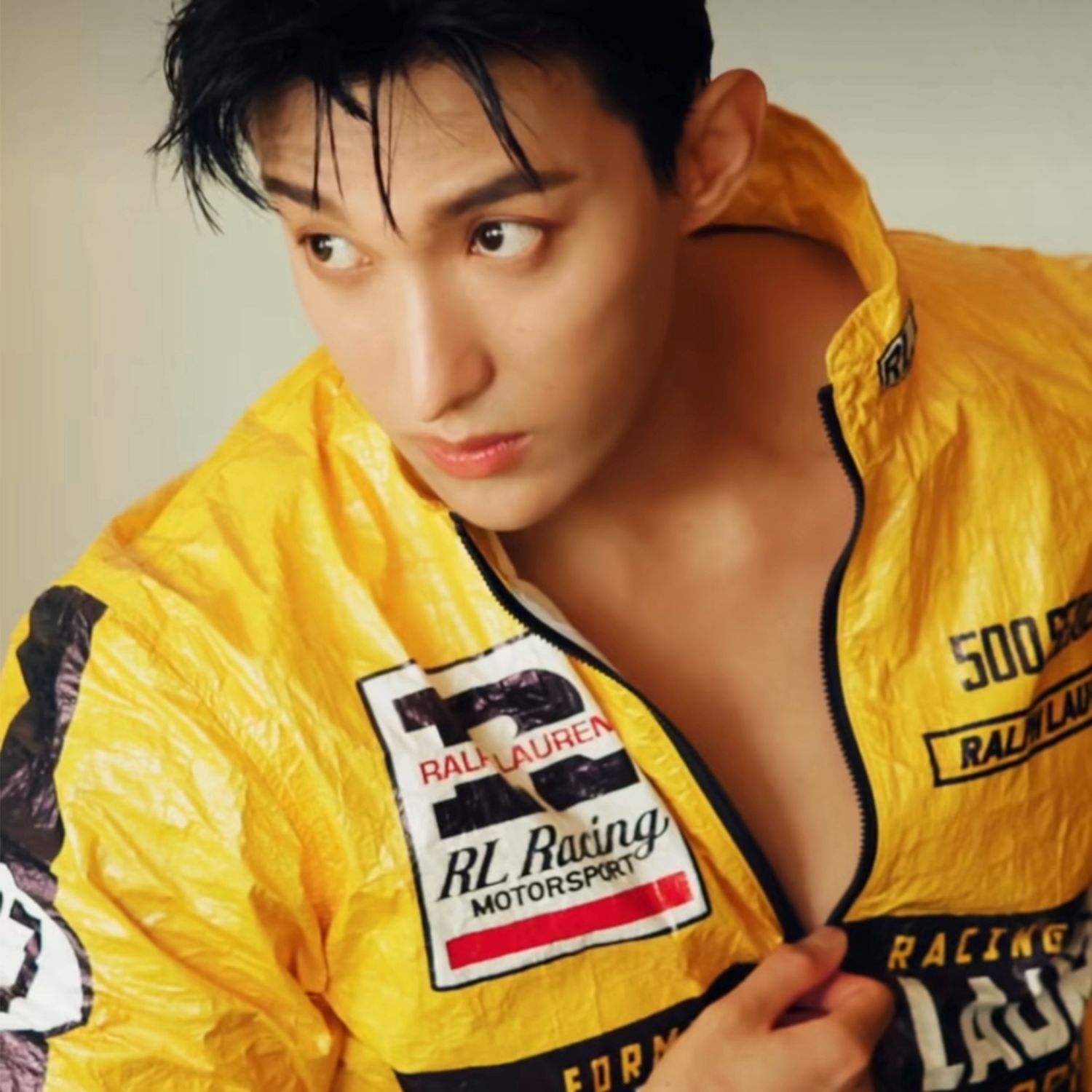 Latest photo of DK (SEVENTEEN)