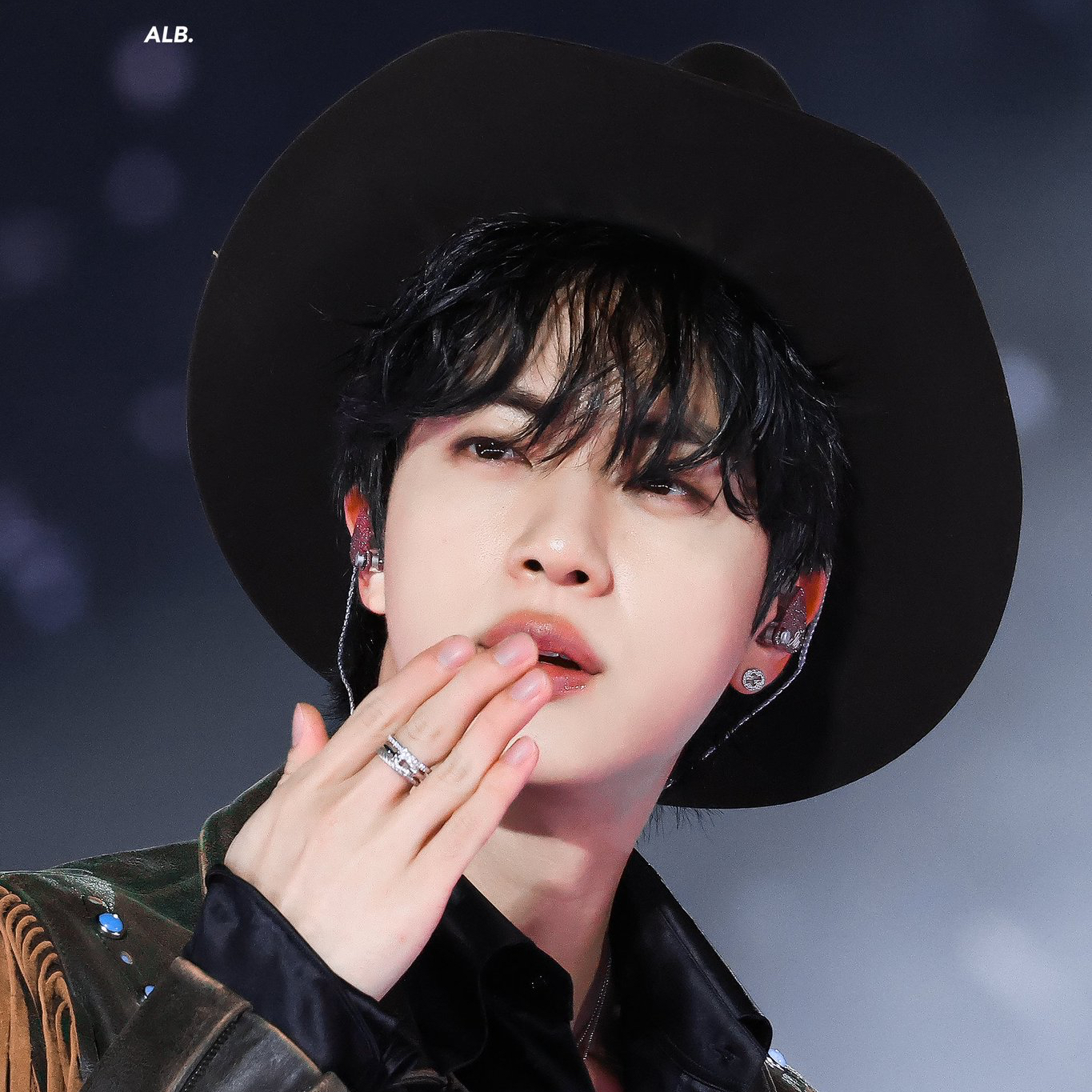 Potret di balik layar Jin (BTS)