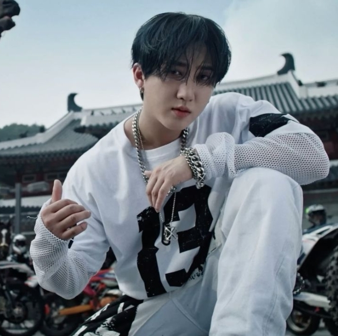 Latest photo of Changbin (Stray Kids)