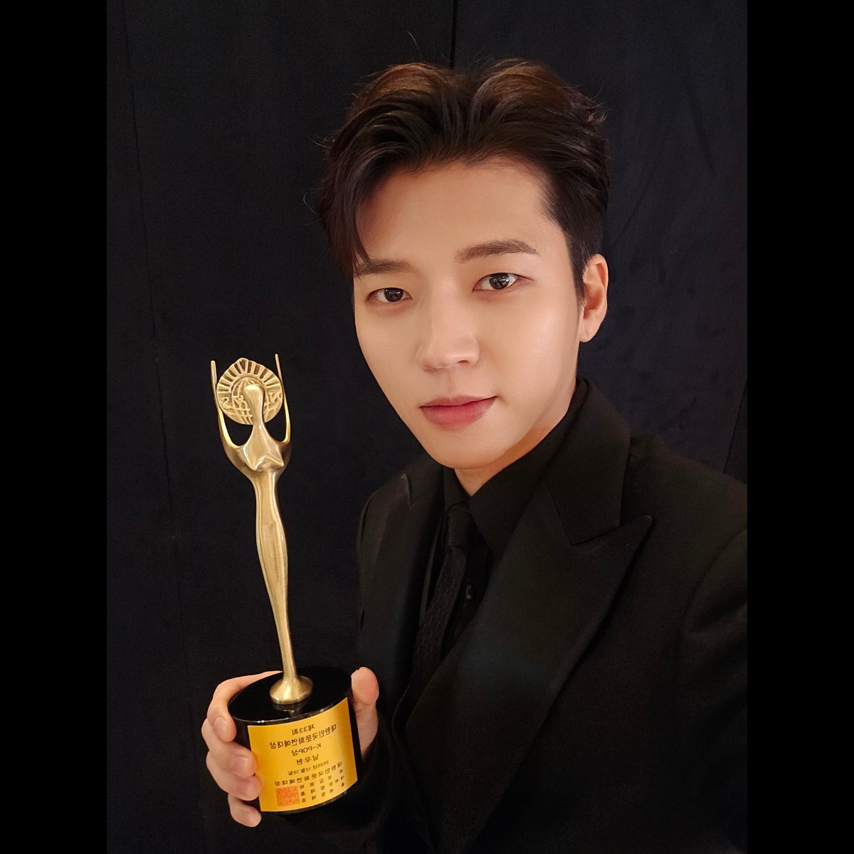 Behind-the-scenes cut of Woohyun (INFINITE)