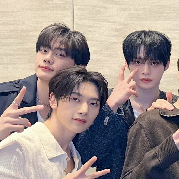 Recent activity shot of ZEROBASEONE