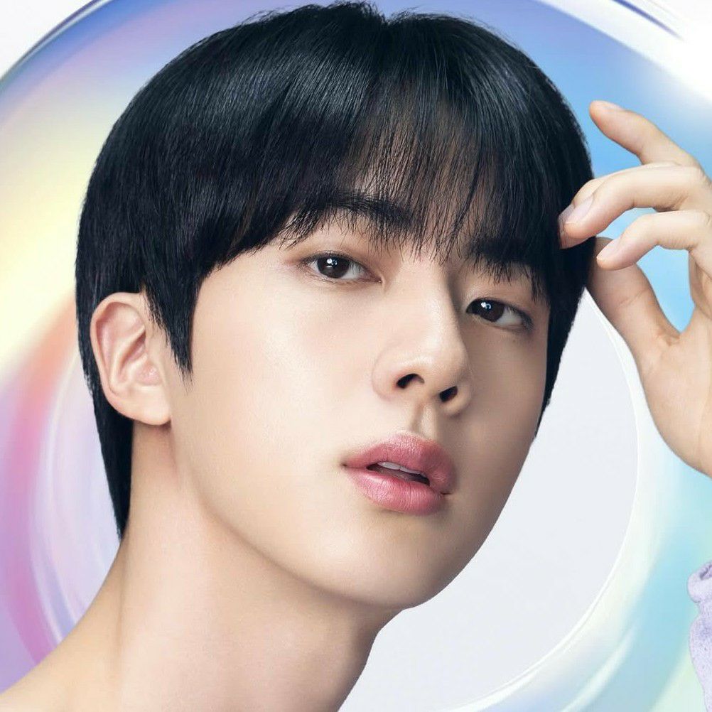 진 (방탄소년단)의 비하인드 컷