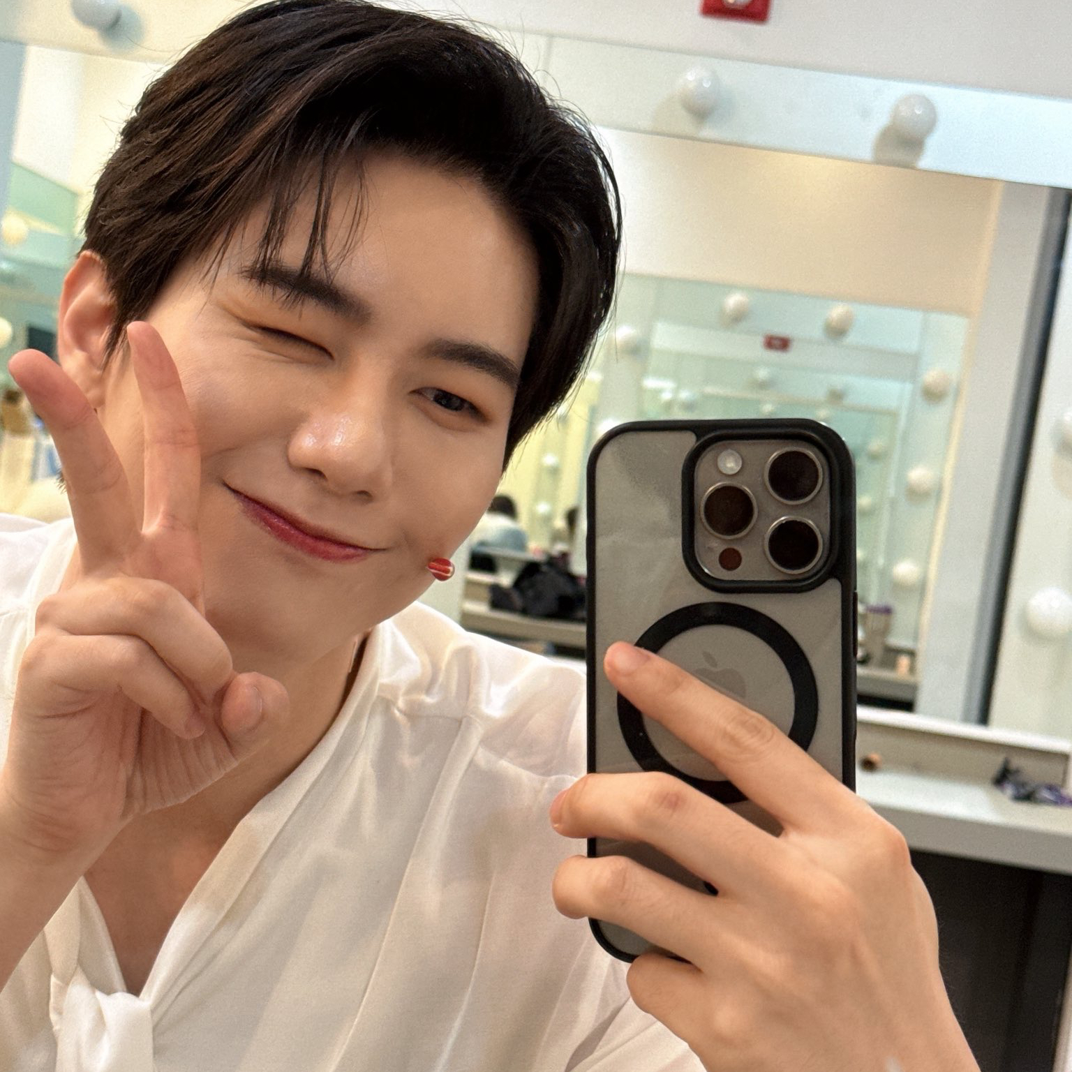 A moment captured by Kang Seungsik (VICTON)'s fan