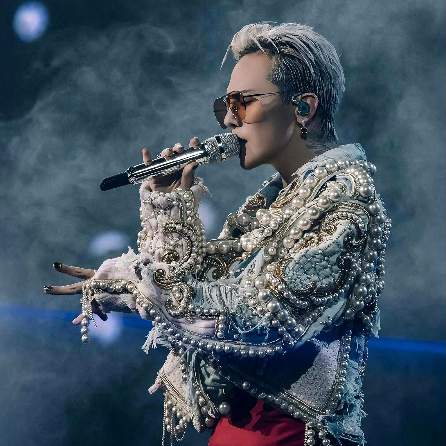 A moment captured by G-DRAGON (BIGBANG)'s fan