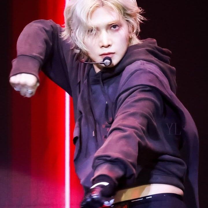 A moment captured by Yeosang (ATEEZ)'s fan