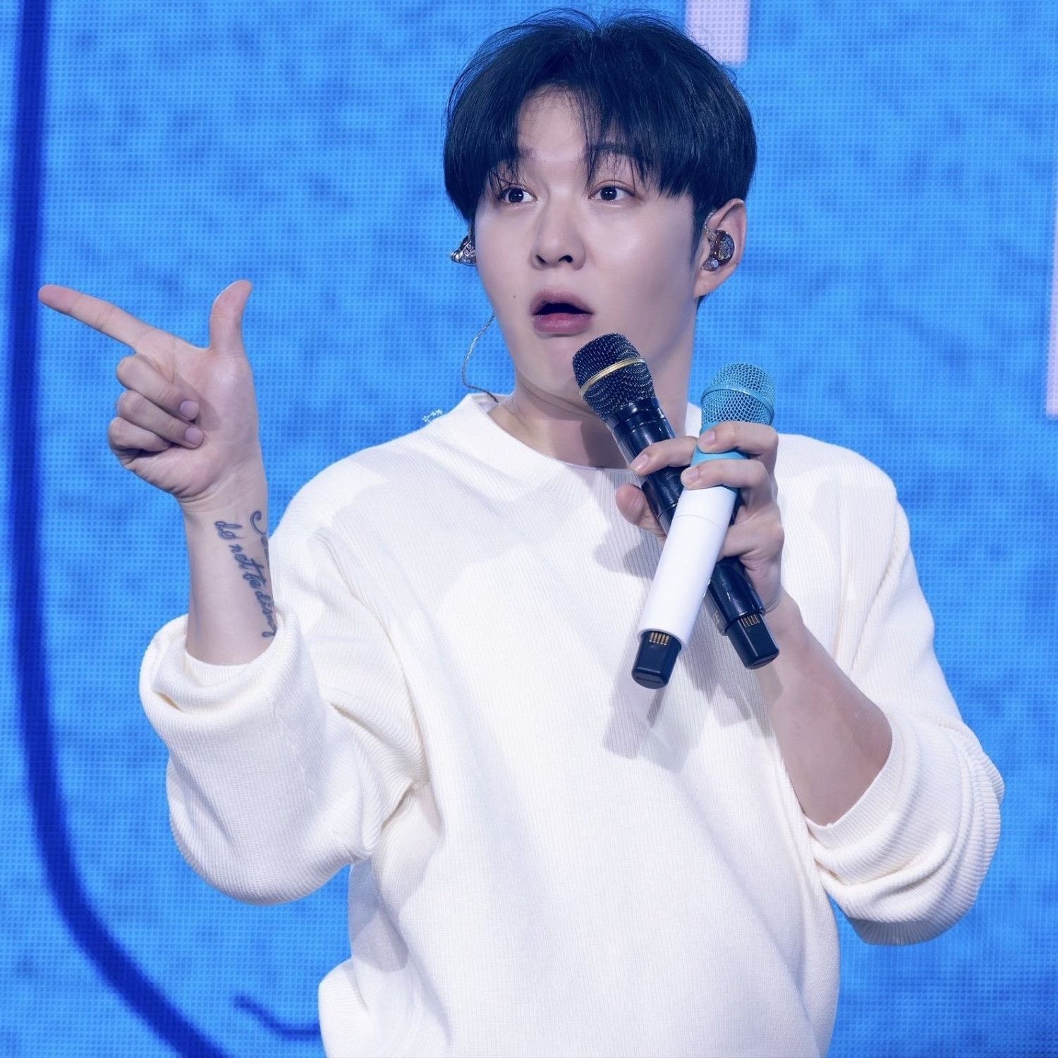 A moment captured by Lee Changsub (BTOB)'s fan