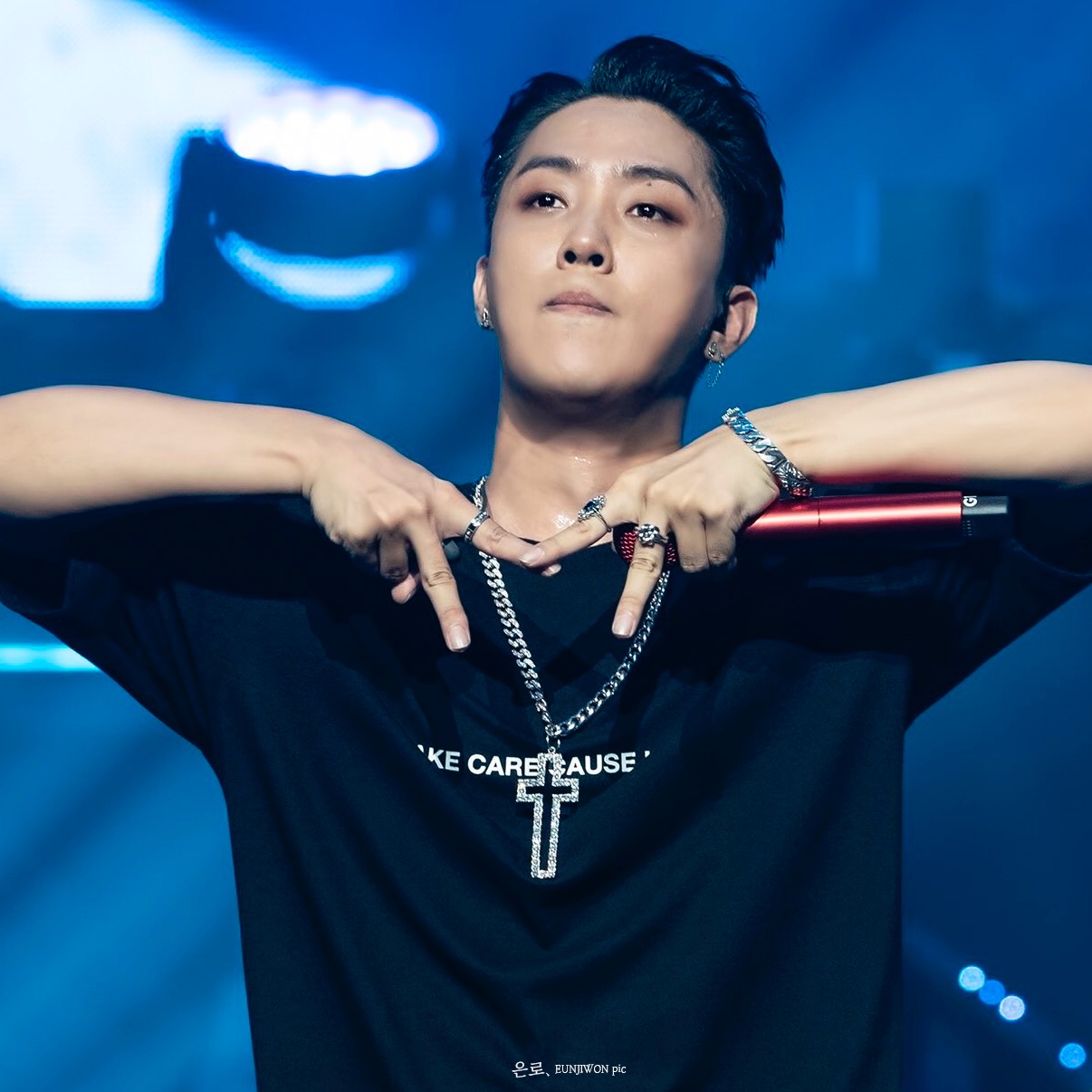 Recent activity shot of Eun Jiwon (SECHSKIES)