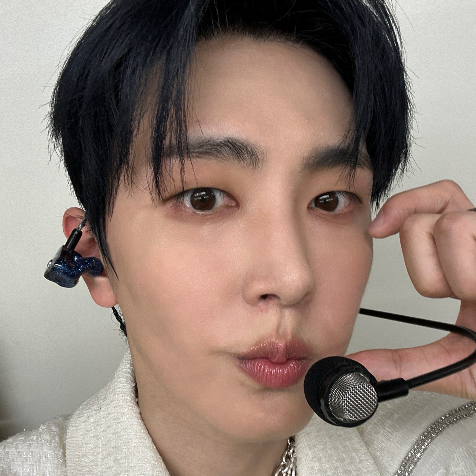 Latest photo of Jaeyoon (SF9)
