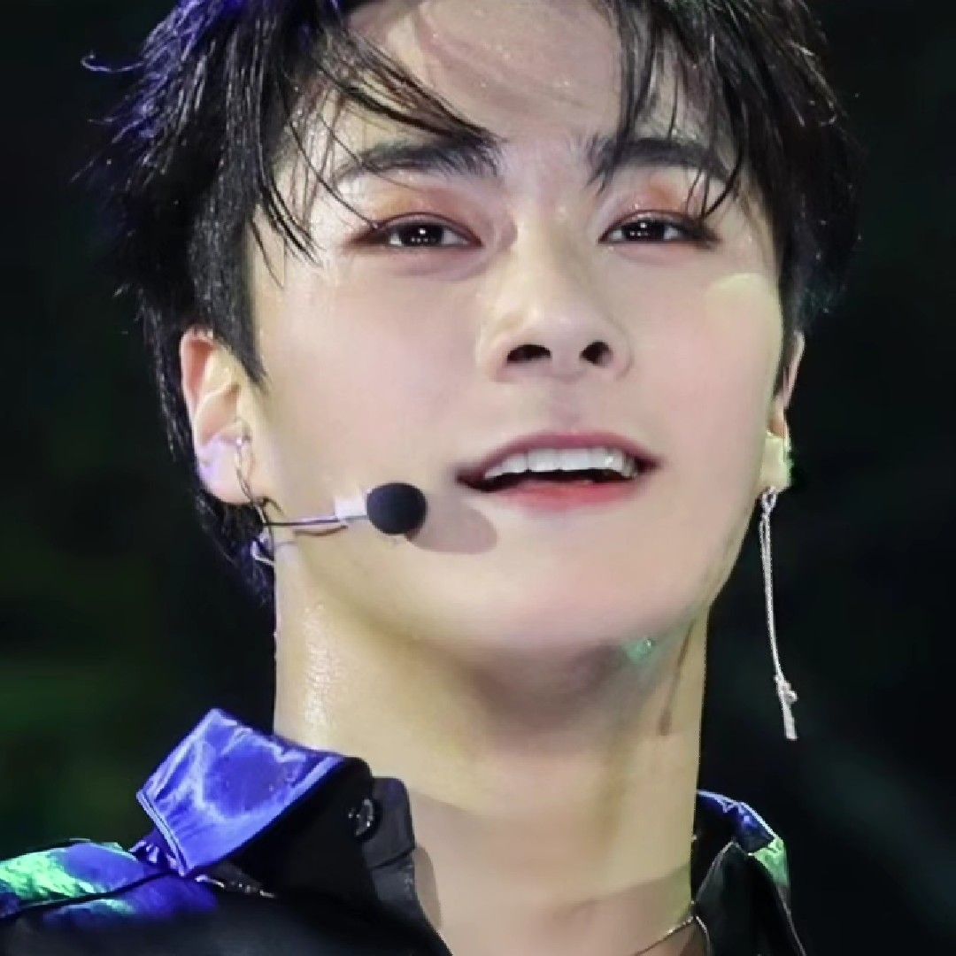 Latest photo of Moonbin (ASTRO)