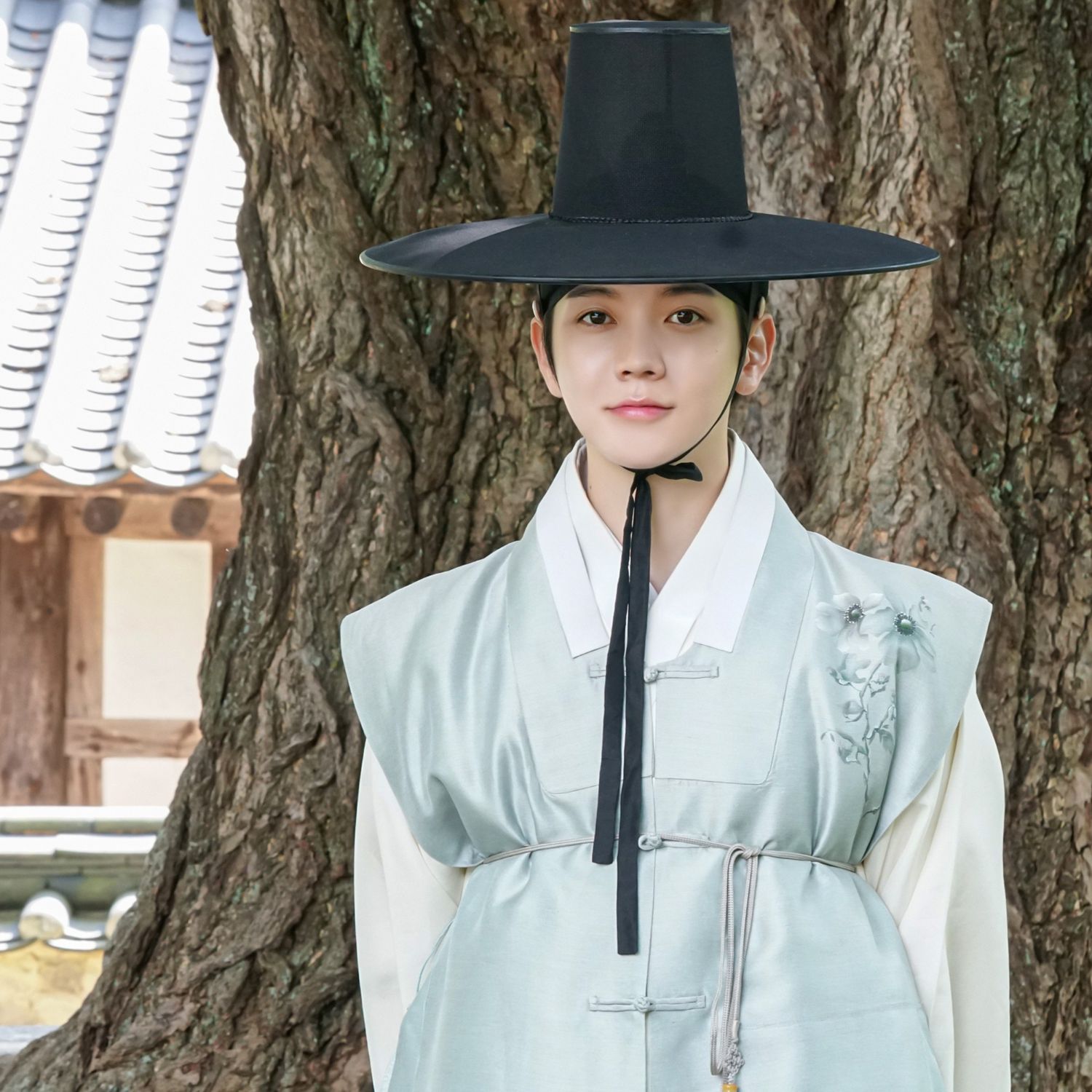 Latest photo of REN