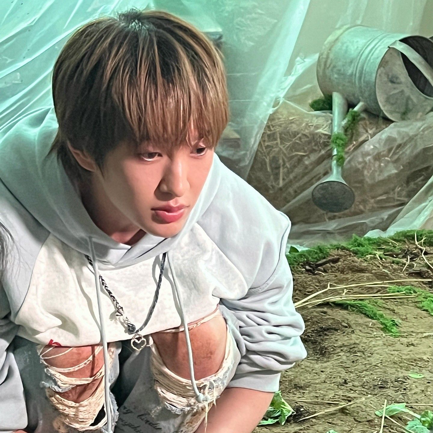 Behind-the-scenes cut of Onew (SHINee)