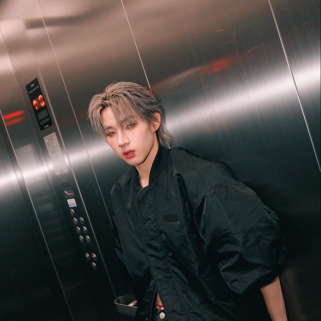 A moment captured by Hong (LYKN)'s fan