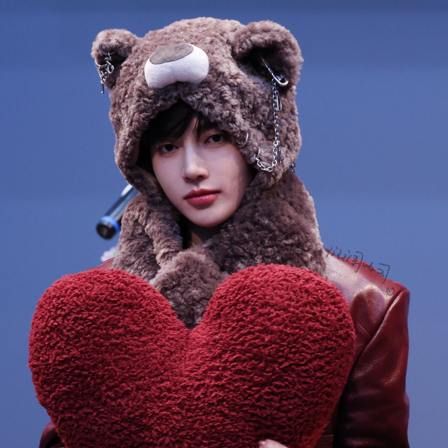 章昊 (ZEROBASEONE)的最新照片