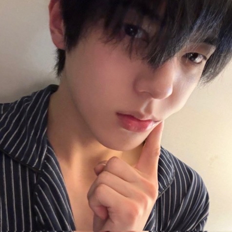 Latest photo of LEEJEONG (WHIB)