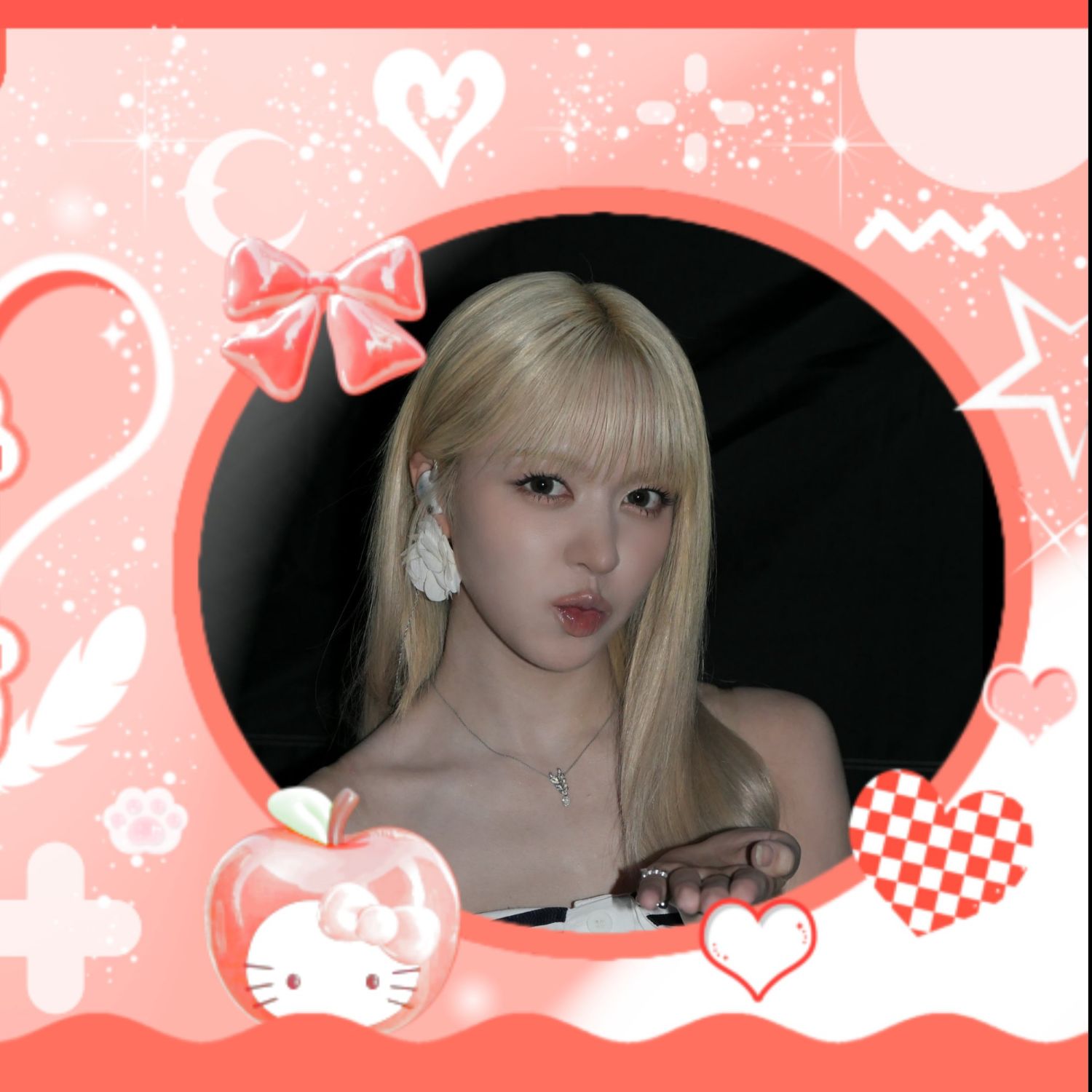 Recent activity shot of LILY (NMIXX)