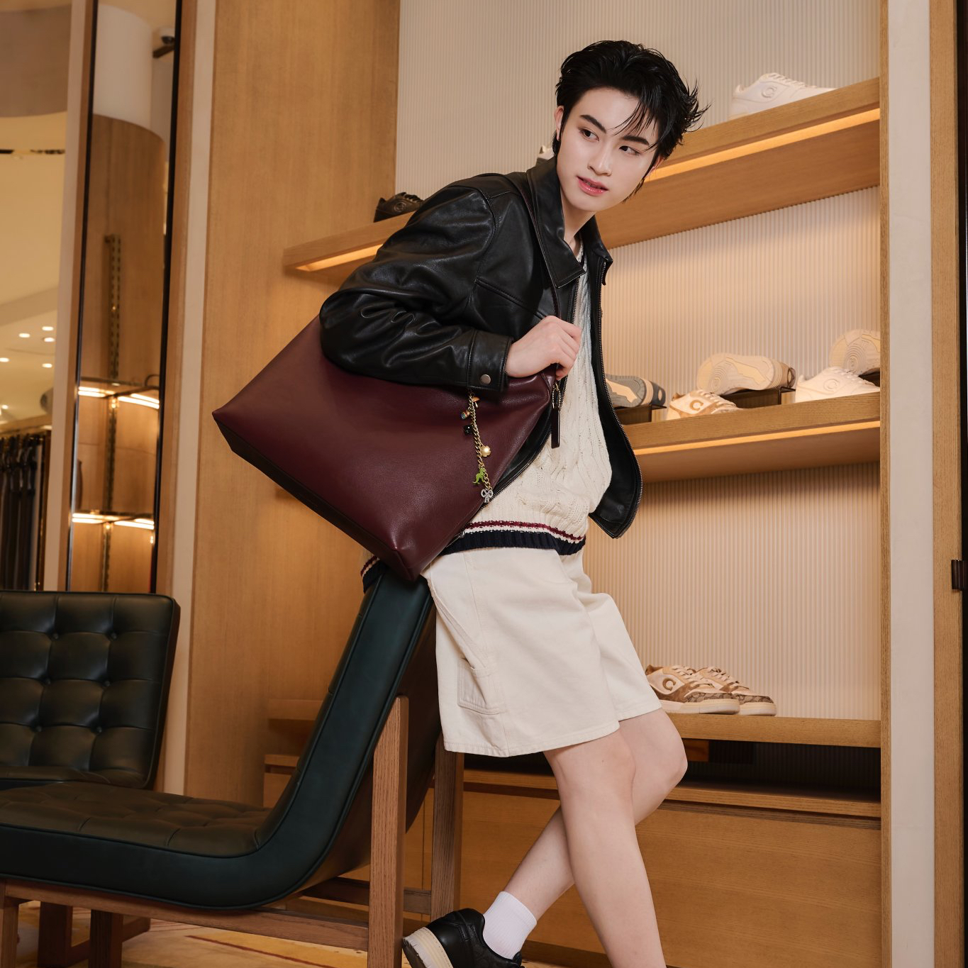 Latest photo of Aa (BUS)