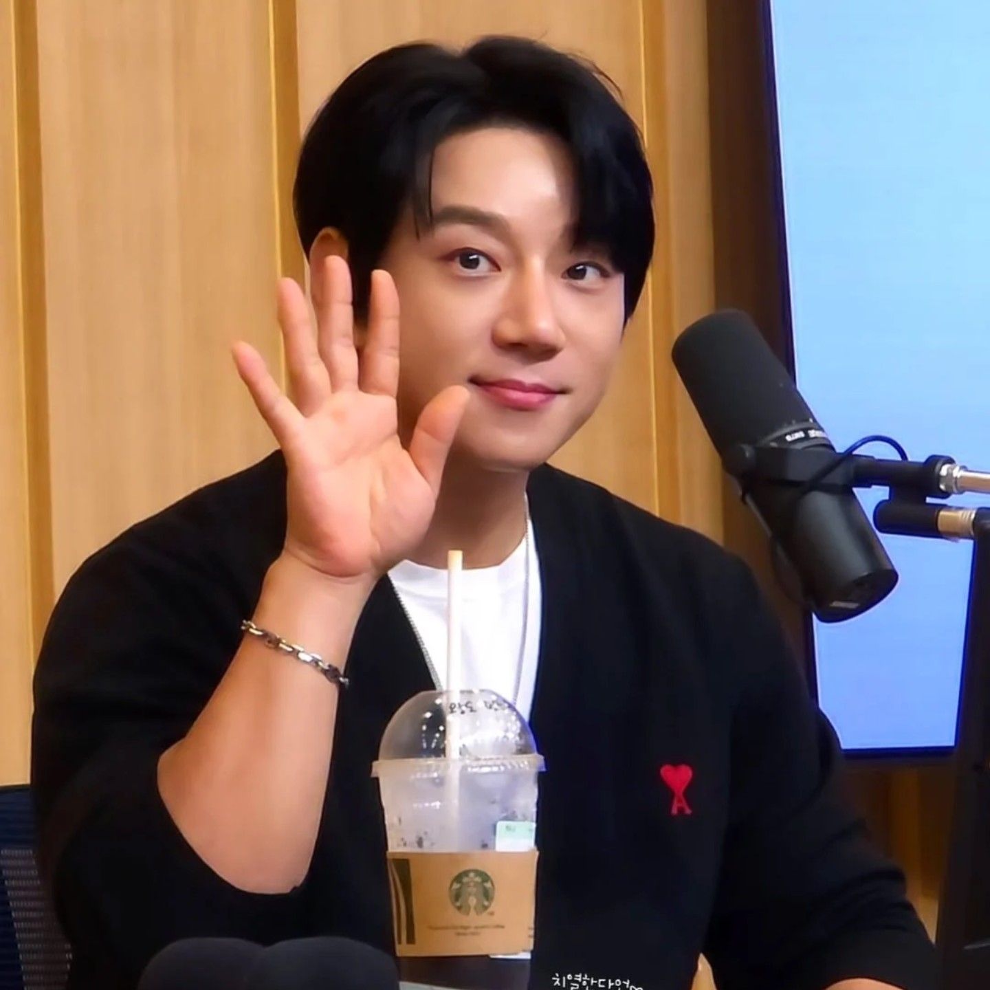 Latest photo of Hwang Chiyeol