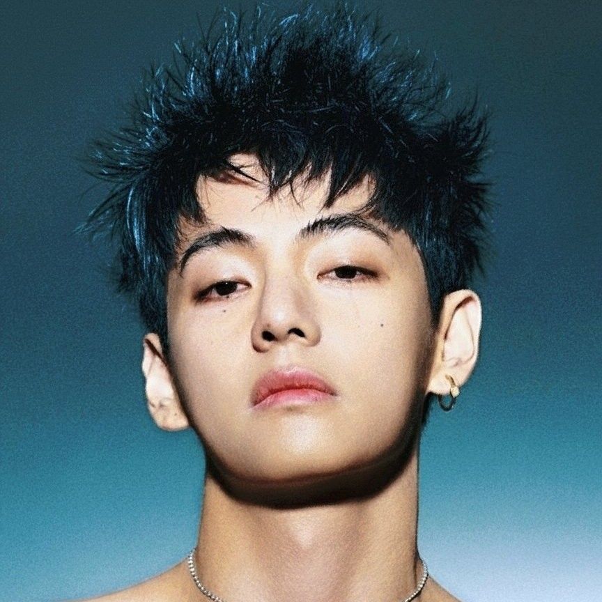 Recent activity shot of V (BTS)