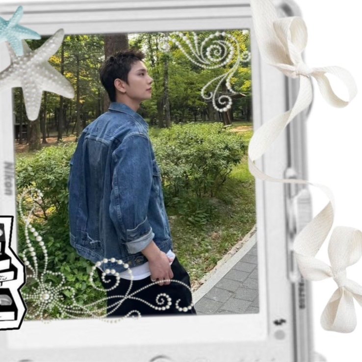 Recent activity shot of Joshua (SEVENTEEN)