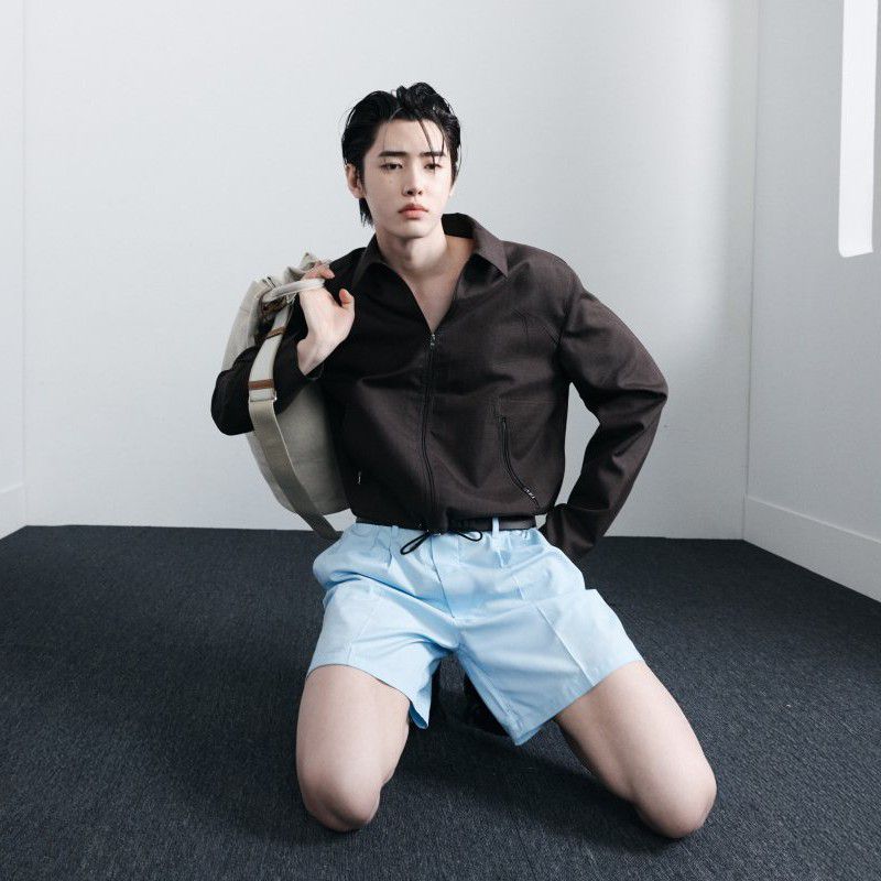 Latest photo of Sunghoon (ENHYPEN)