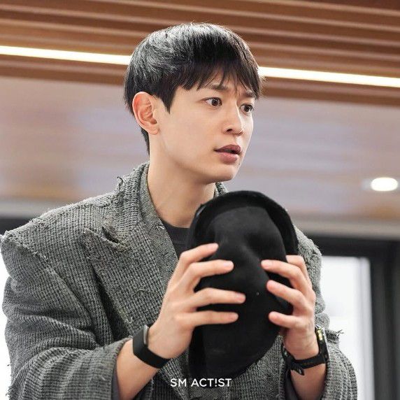 A moment captured by Minho (SHINee)'s fan