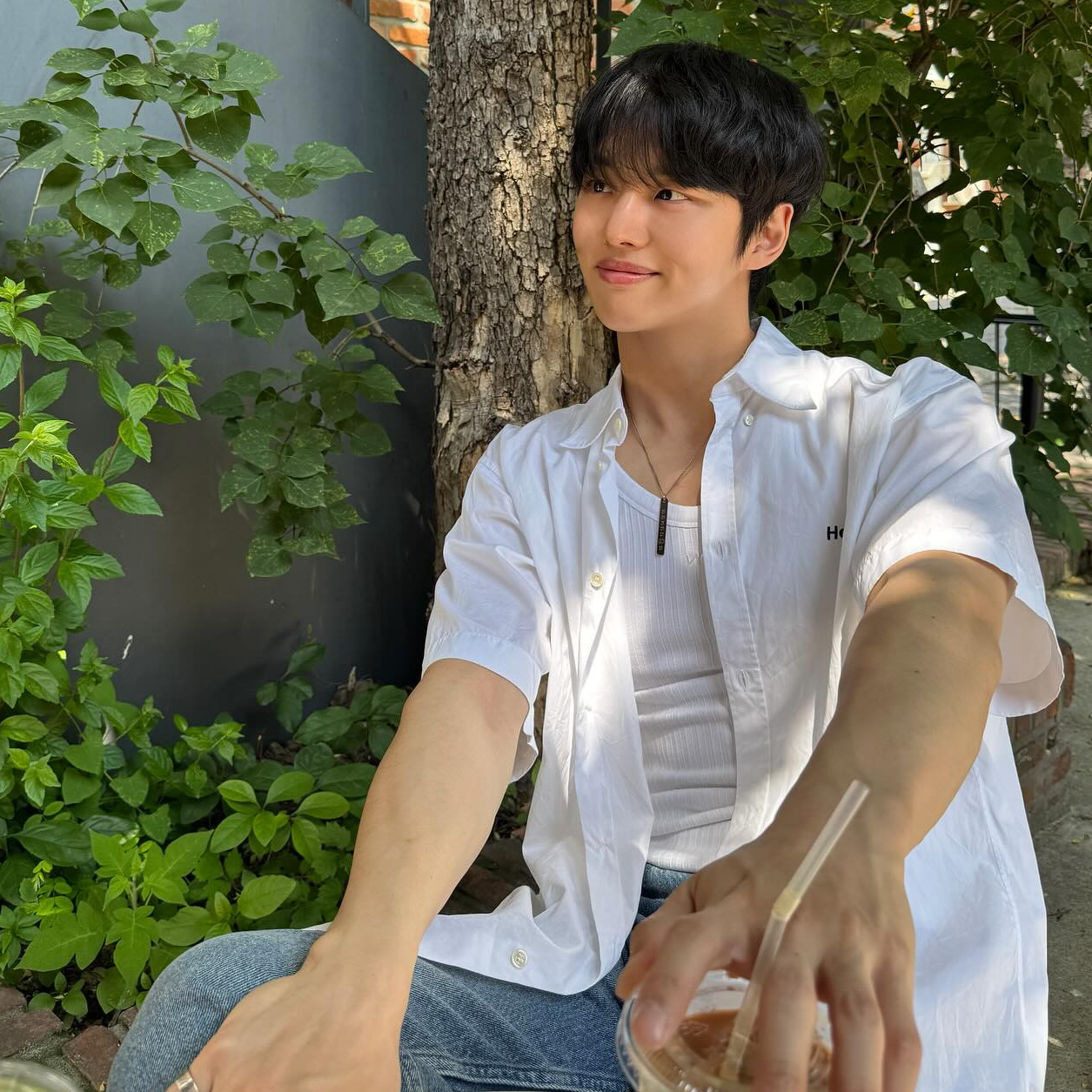 Latest photo of Hongseok (PENTAGON)