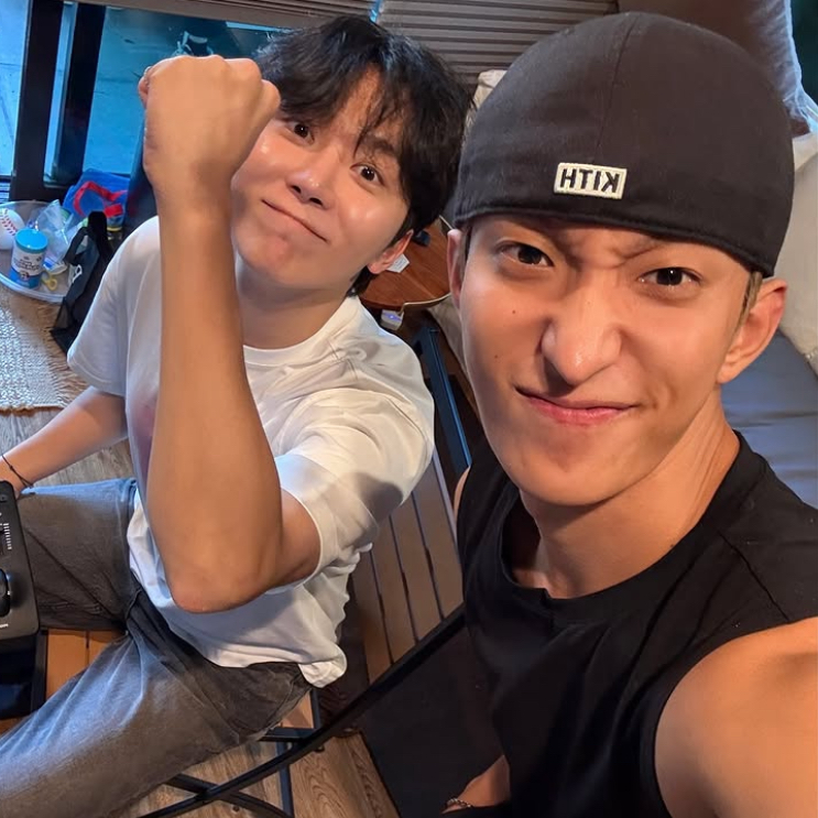 Latest photo of Seungkwan (SEVENTEEN)