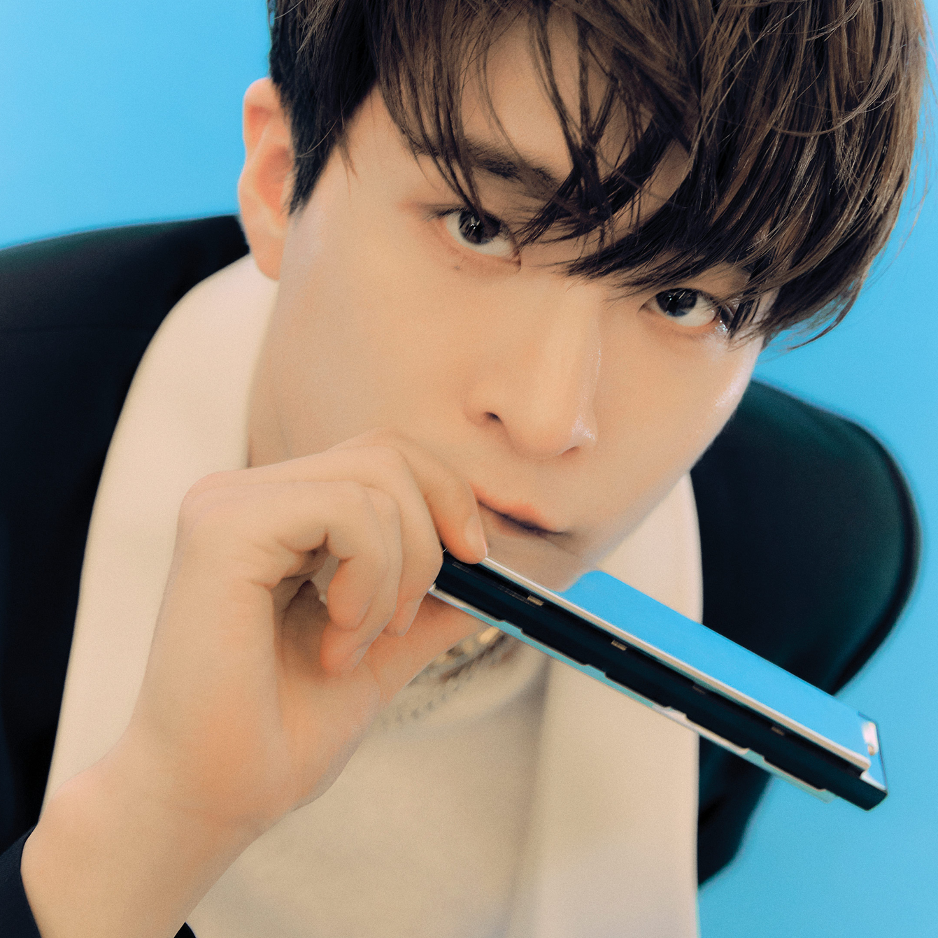 Behind-the-scenes cut of Youngjae (GOT7)