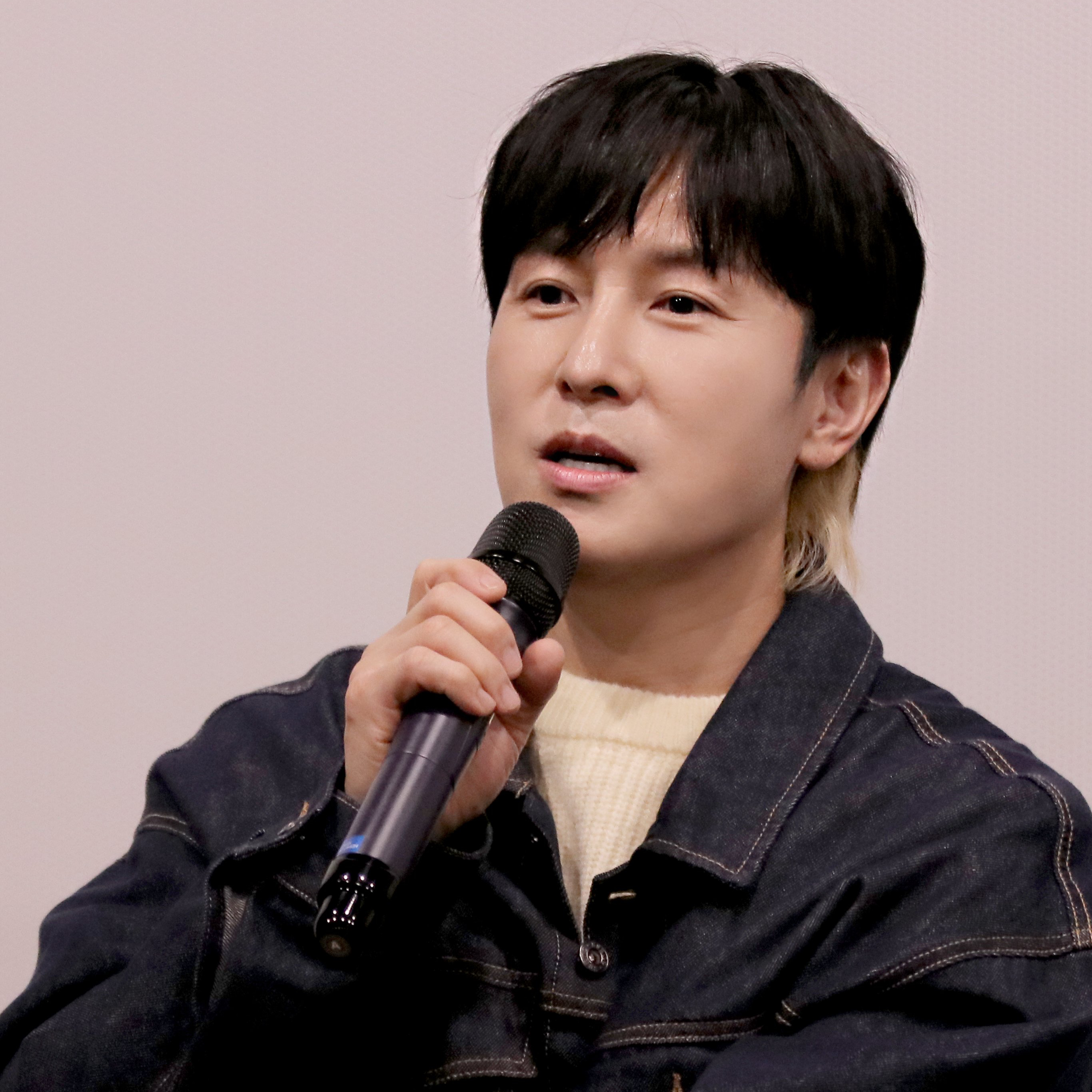 Latest photo of Kim Dongwan (SHINHWA)