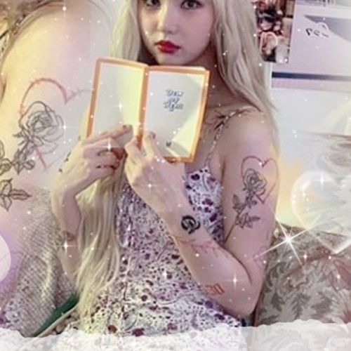 Recent activity shot of Eunha (GFRIEND, VIVIZ)