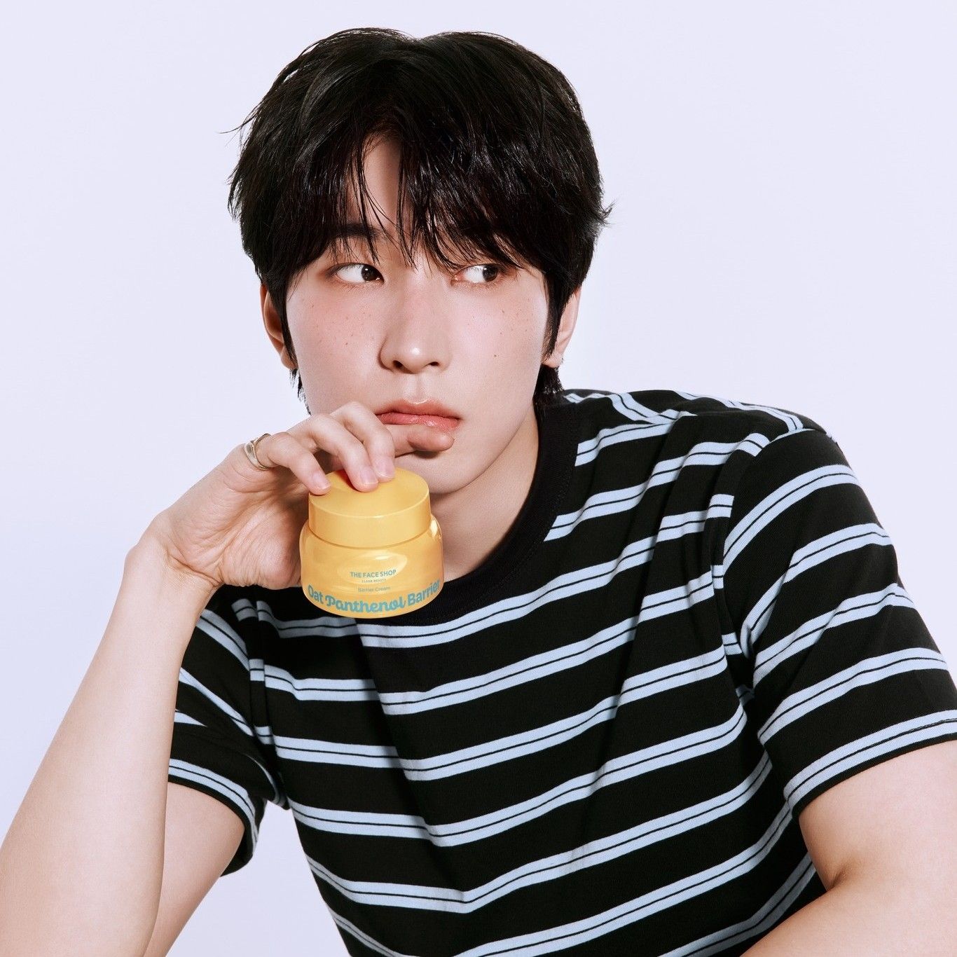 Recent activity shot of Wonwoo (SEVENTEEN)