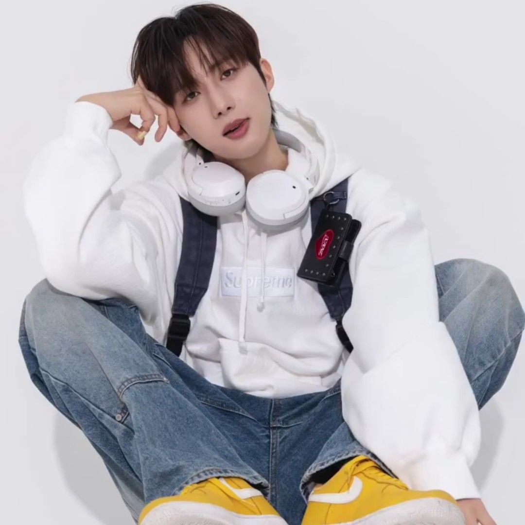 Behind-the-scenes cut of Hui (PENTAGON)