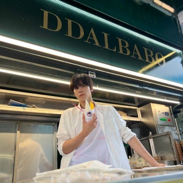 Latest photo of Kim Wooseok