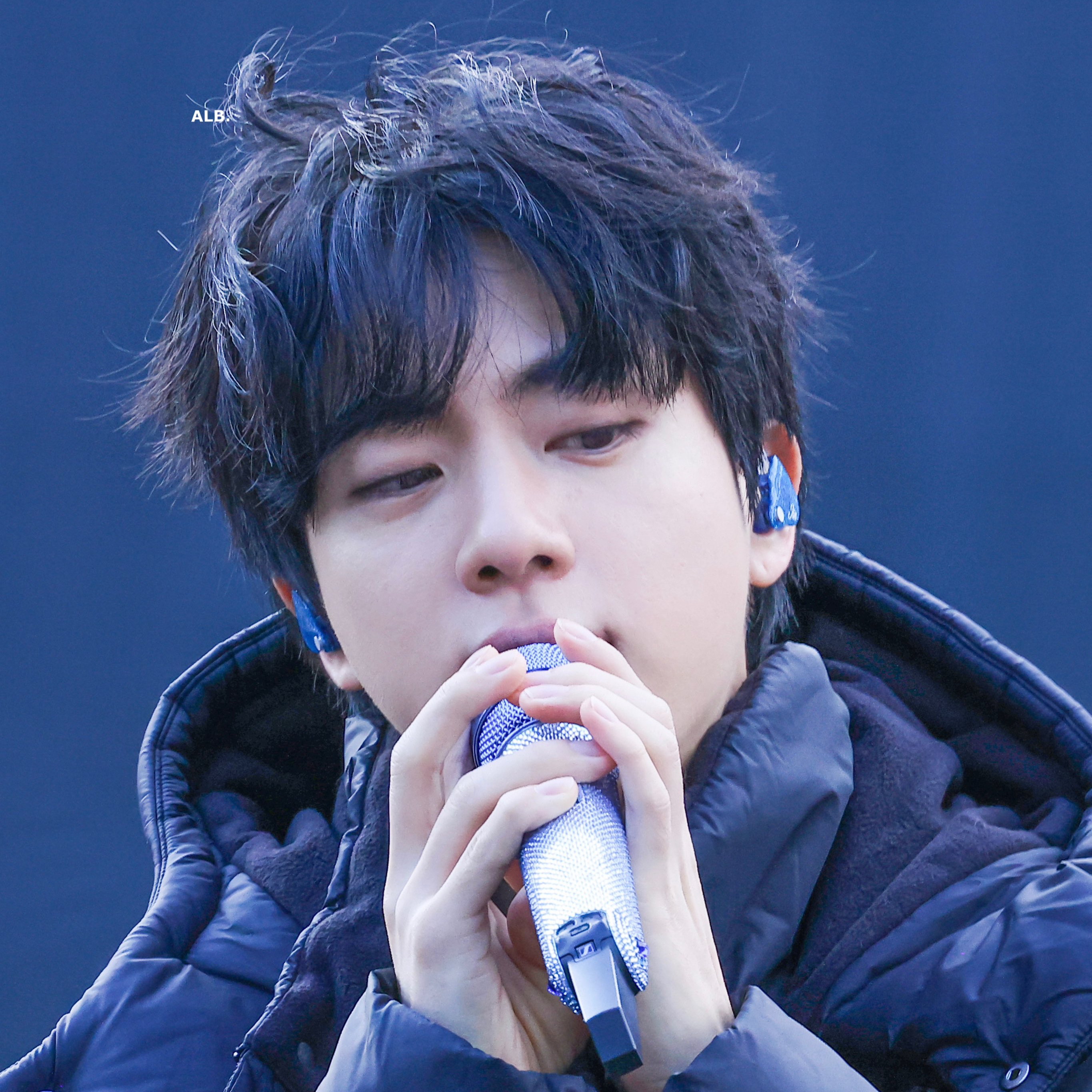 Behind-the-scenes cut of Jin (BTS)