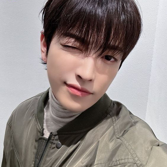 Recent activity shot of Hongjoong (ATEEZ)