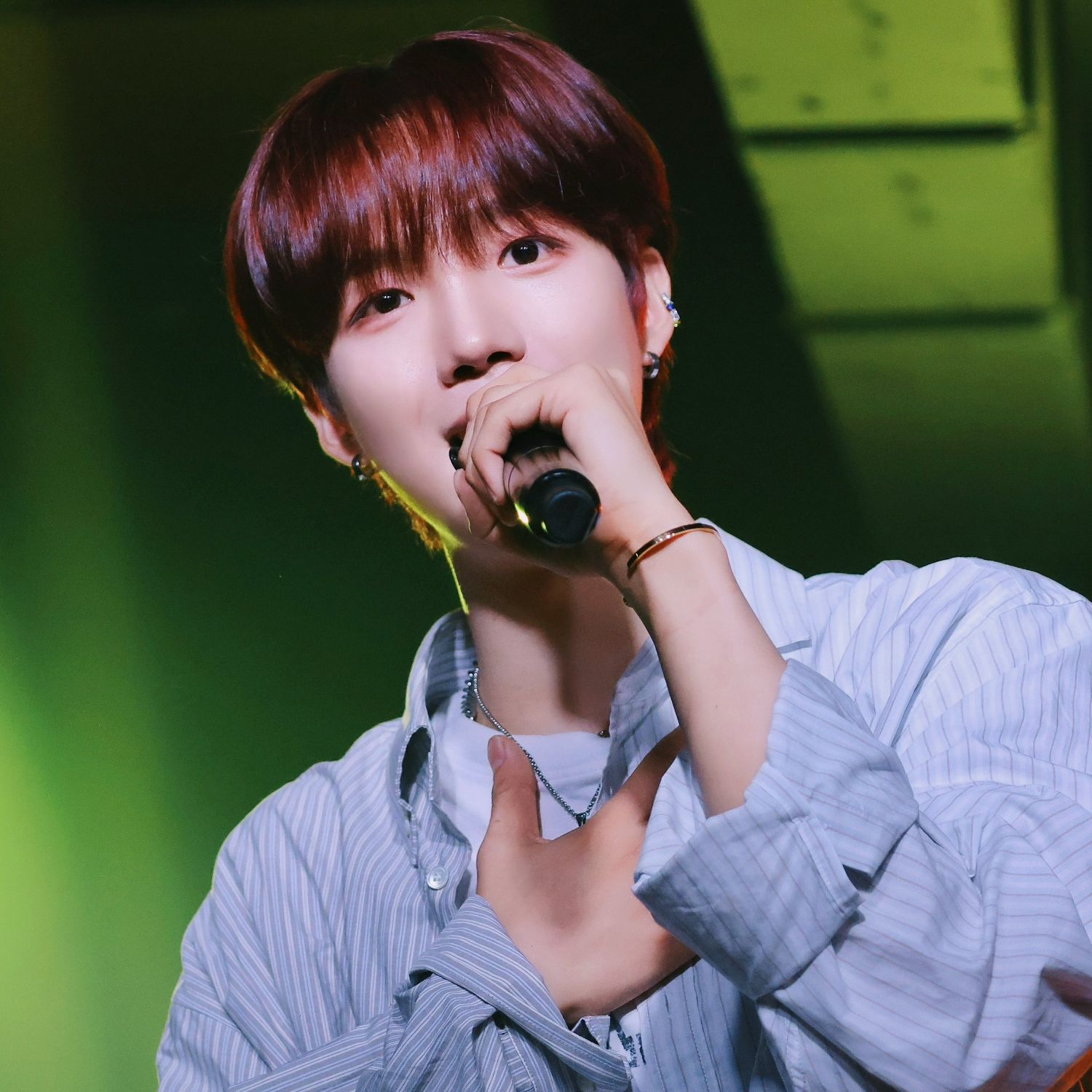 A moment captured by Lim Youngmin's fan