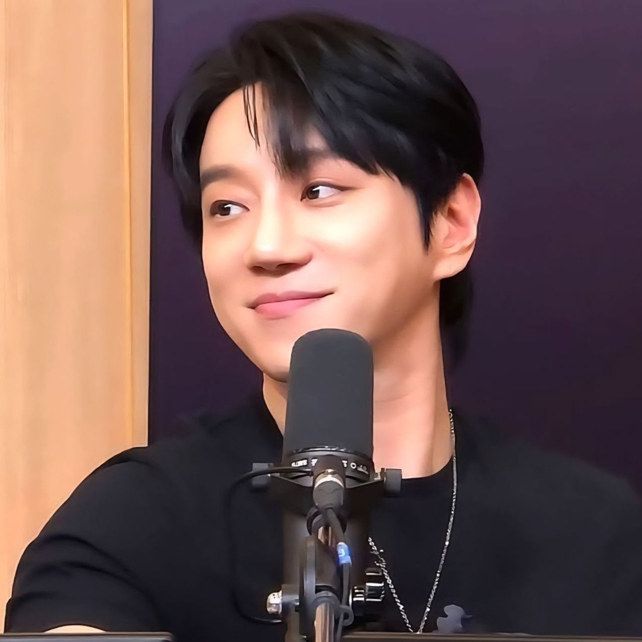 Behind-the-scenes cut of Hwang Chiyeol