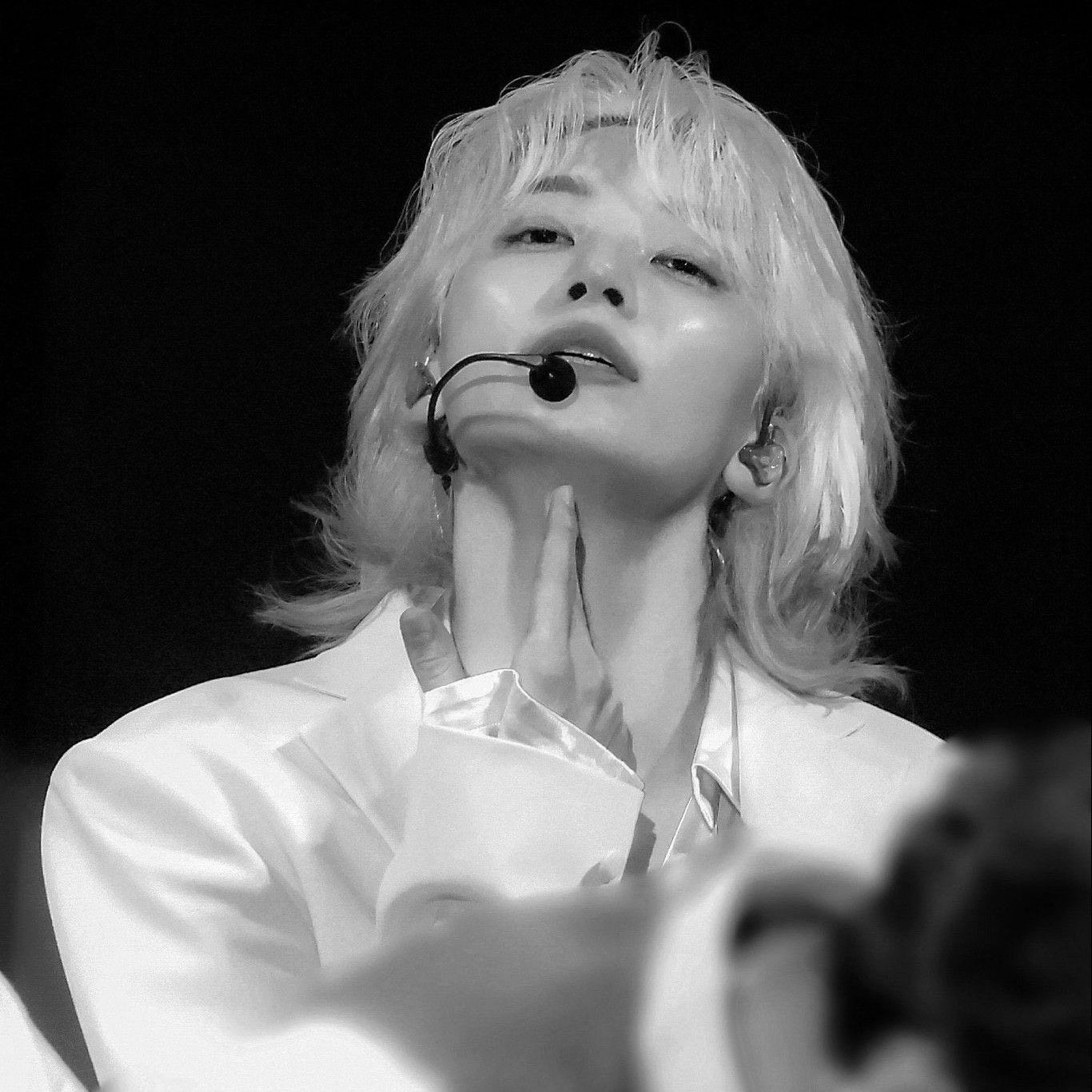 Latest photo of Jeonghan (SEVENTEEN)