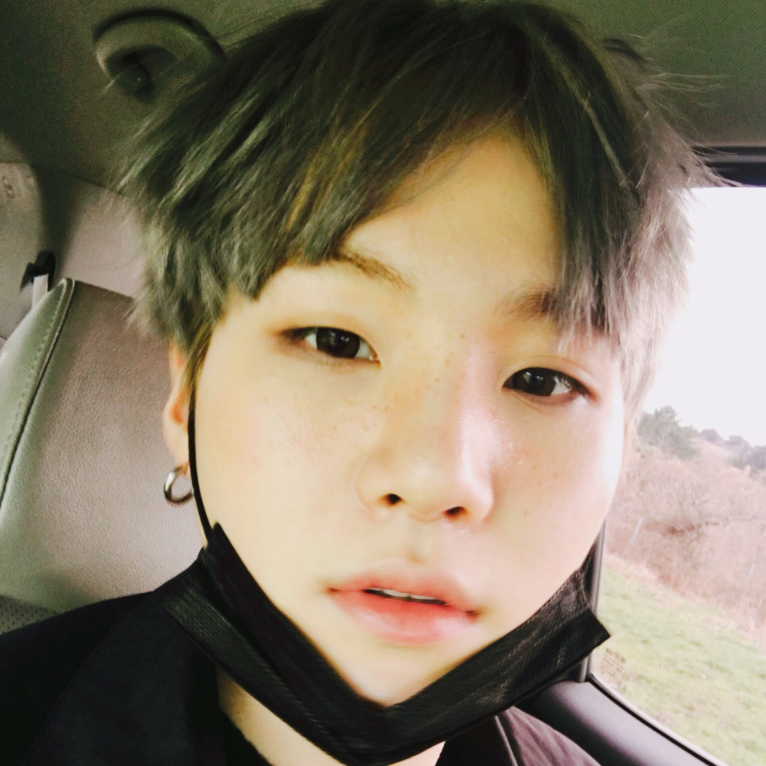 SUGA (防弹少年团)的最新照片