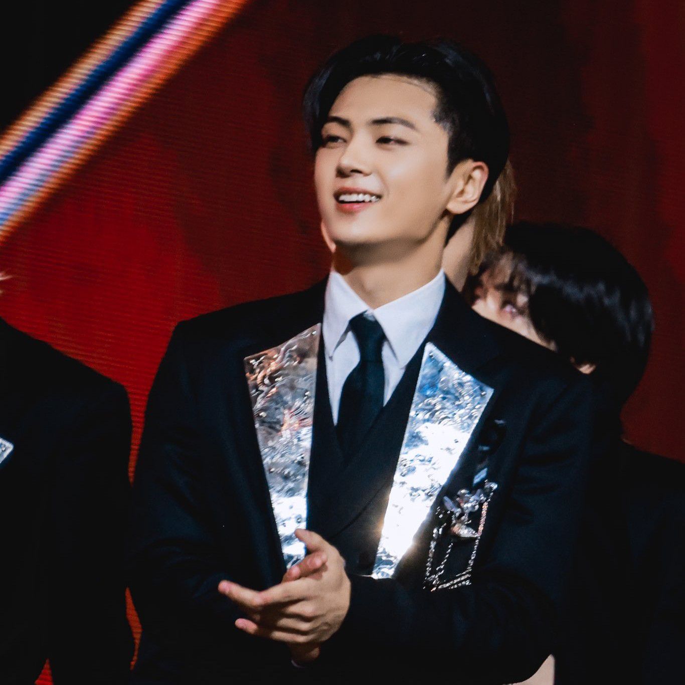 Momen yang diabadikan oleh penggemar Jay (ENHYPEN)