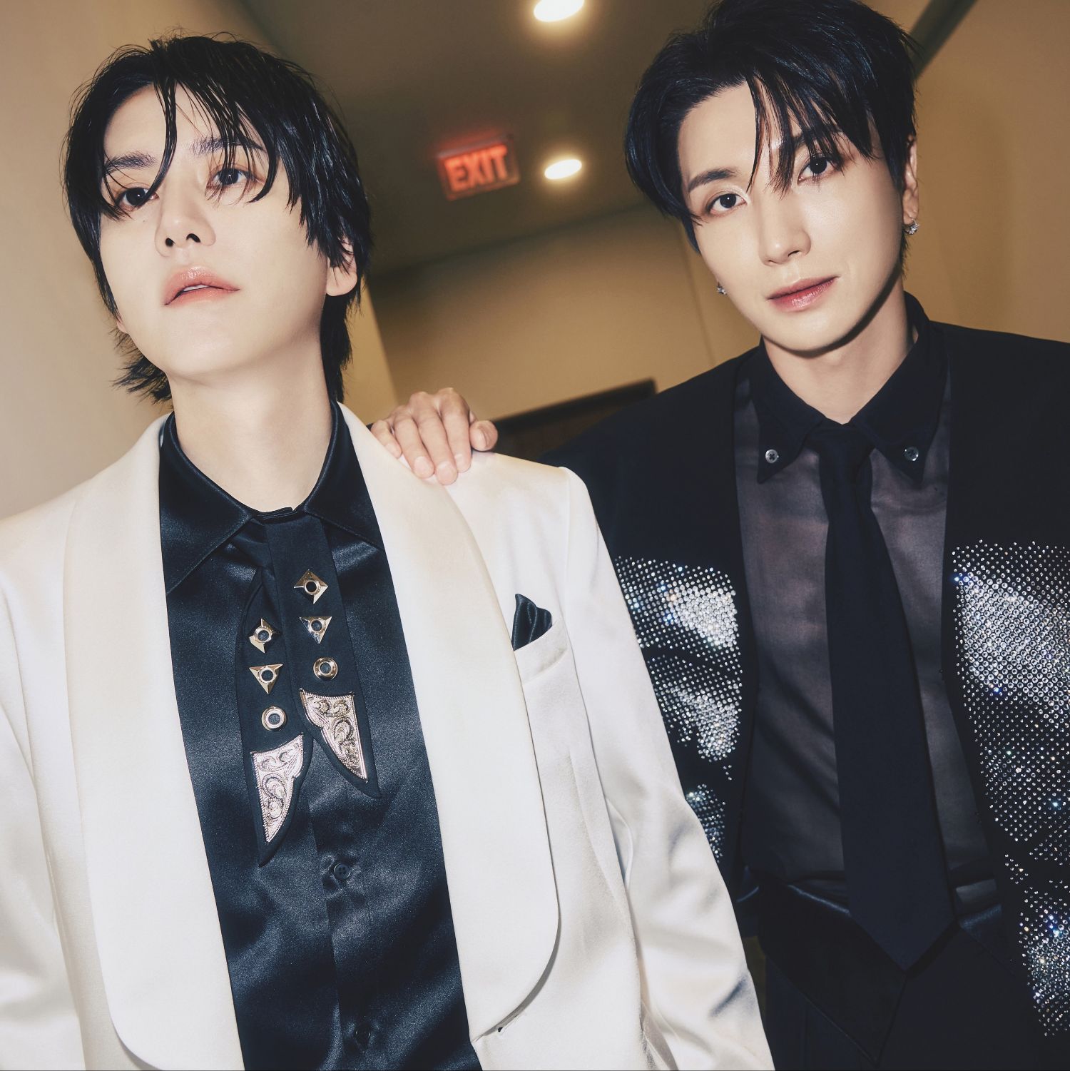 Behind-the-scenes cut of Super Junior