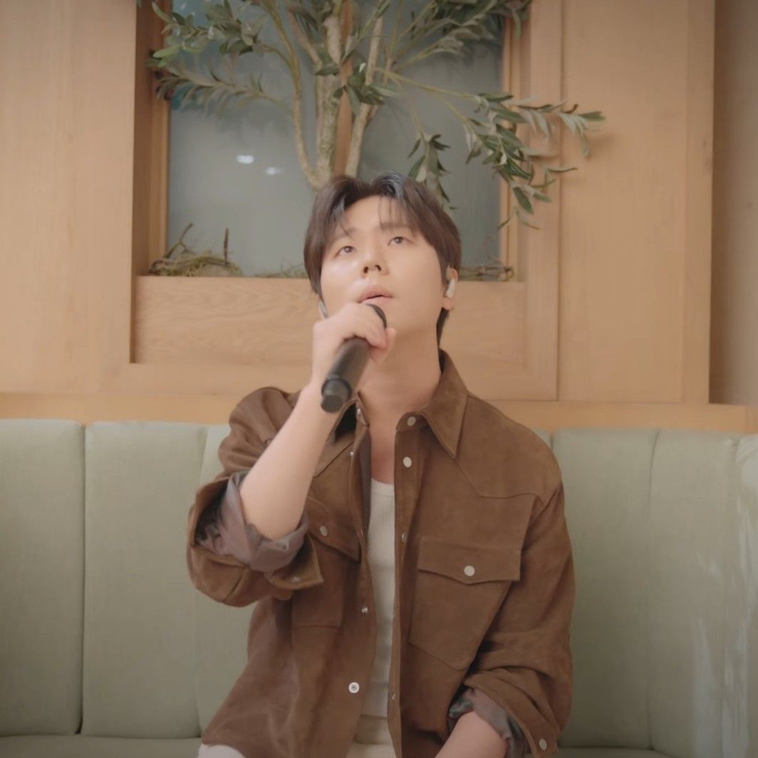 Recent activity shot of Jung Seunghwan