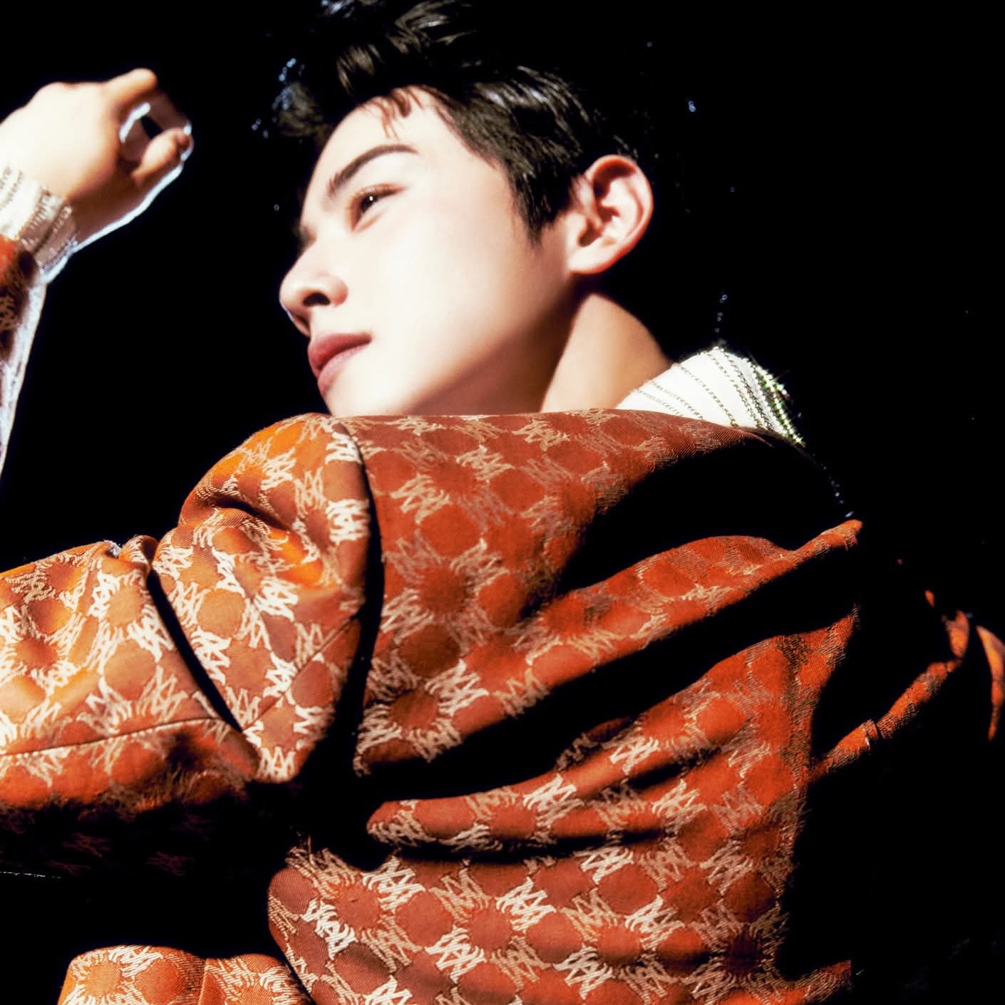 ASTROの最近の活動写真