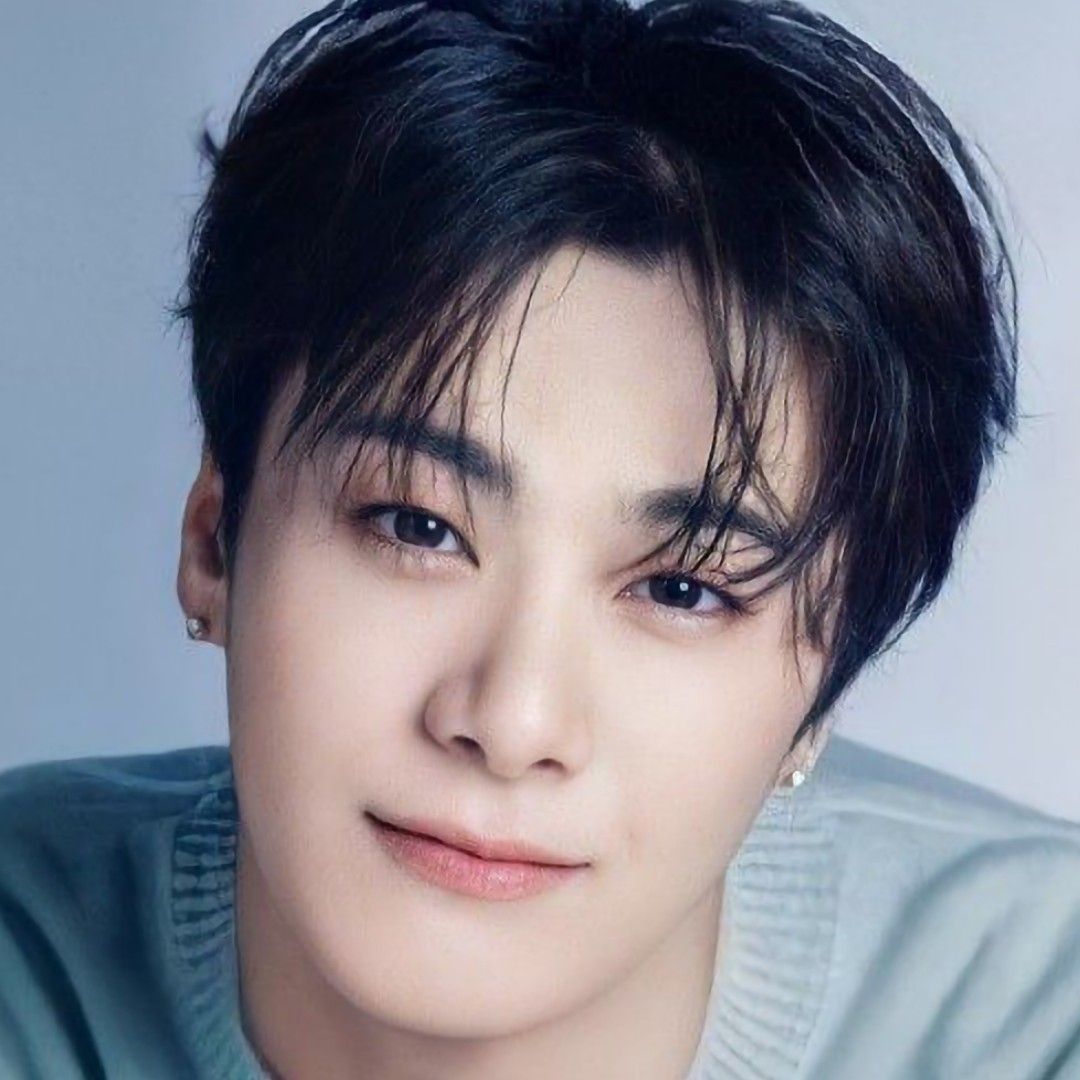 Recent activity shot of Moonbin (ASTRO)