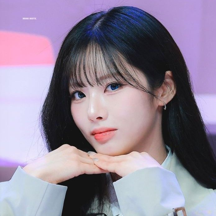 Behind-the-scenes cut of fromis (9)