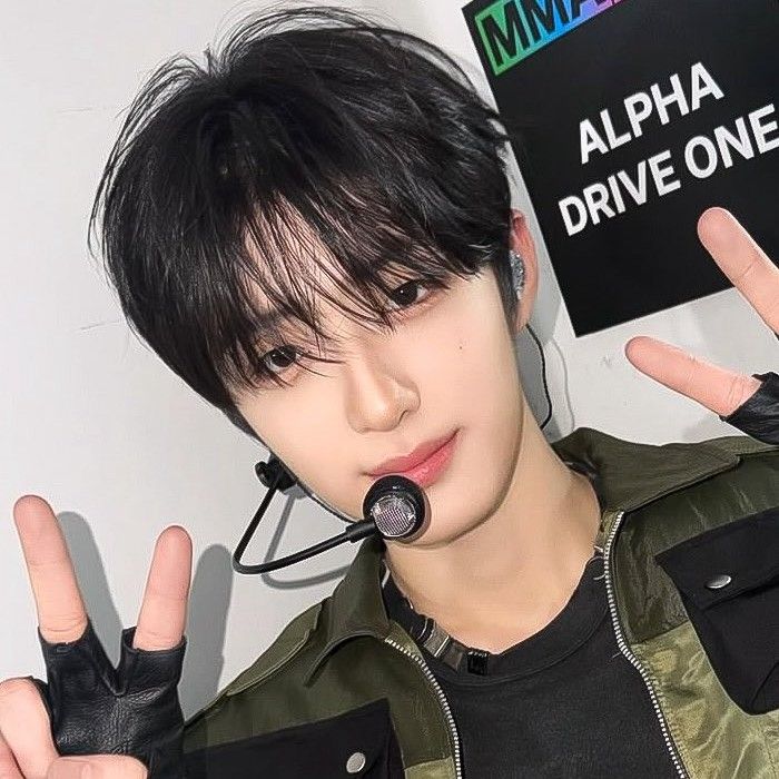 A moment captured by Chung Sanghyeon (ALPHA DRIVE ONE)'s fan